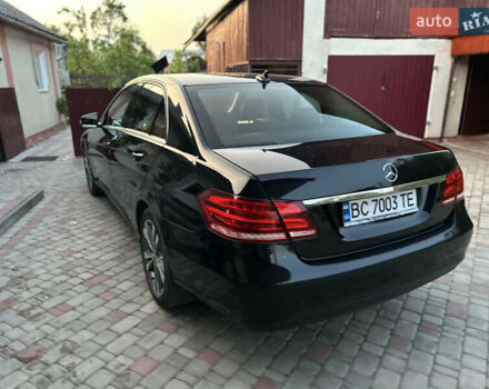 Черный Мерседес Е-Класс, объемом двигателя 2.1 л и пробегом 291 тыс. км за 14450 $, фото 1 на Automoto.ua