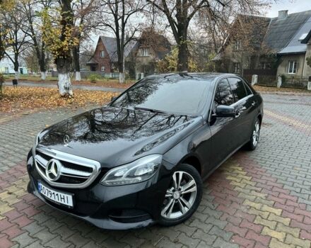 Чорний Мерседес Е-Клас, об'ємом двигуна 2.1 л та пробігом 250 тис. км за 12500 $, фото 1 на Automoto.ua