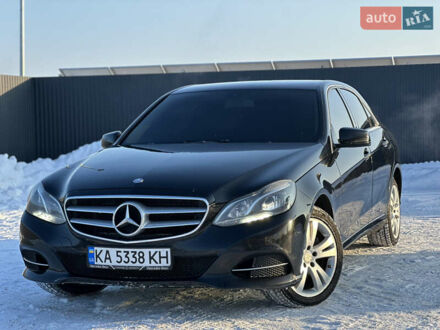 Черный Мерседес Е-Класс, объемом двигателя 2.2 л и пробегом 288 тыс. км за 13999 $, фото 1 на Automoto.ua