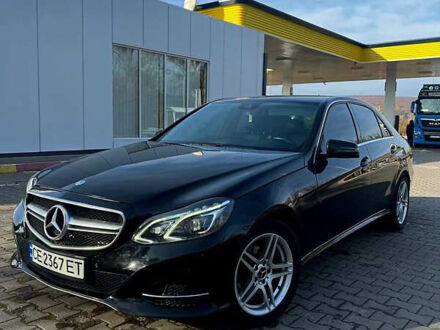 Черный Мерседес Е-Класс, объемом двигателя 2.2 л и пробегом 452 тыс. км за 15500 $, фото 1 на Automoto.ua
