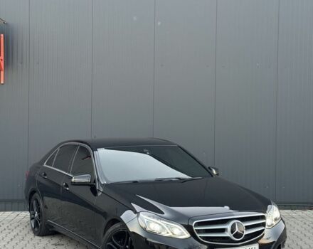 Черный Мерседес Е-Класс, объемом двигателя 2.1 л и пробегом 289 тыс. км за 17500 $, фото 1 на Automoto.ua