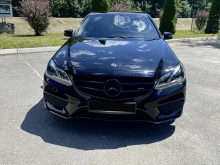 Мерседес Е-Класс 2015 в Знаменке на Automoto.ua Черный Мерседес Е-Класс, объемом двигателя 2.1 л и пробегом 280 тыс. км за 18500 $, фото 1 на Automoto.ua