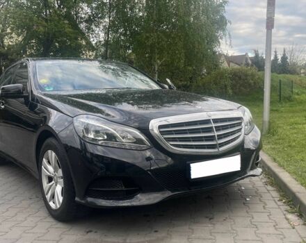 Чорний Мерседес Е-Клас, об'ємом двигуна 2.16 л та пробігом 200 тис. км за 15000 $, фото 1 на Automoto.ua