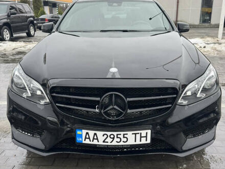 Черный Мерседес Е-Класс, объемом двигателя 3.5 л и пробегом 170 тыс. км за 18500 $, фото 1 на Automoto.ua