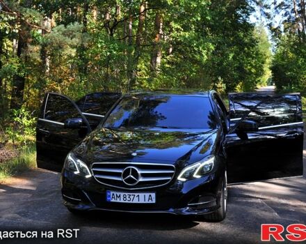 Черный Мерседес Е-Класс, объемом двигателя 2.1 л и пробегом 211 тыс. км за 19999 $, фото 1 на Automoto.ua