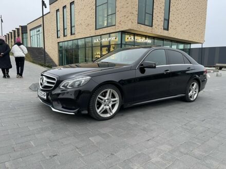 Мерседес Е-Клас 2015 у Хмельницькому на Automoto.ua Чорний Мерседес Е-Клас, об'ємом двигуна 2.1 л та пробігом 285 тис. км за 20000 $, фото 1 на Automoto.ua