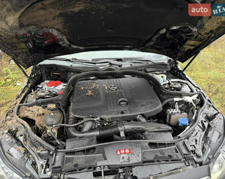 Черный Мерседес Е-Класс, объемом двигателя 2.14 л и пробегом 140 тыс. км за 11000 $, фото 1 на Automoto.ua