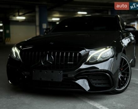 Черный Мерседес Е-Класс, объемом двигателя 1.95 л и пробегом 358 тыс. км за 23500 $, фото 1 на Automoto.ua