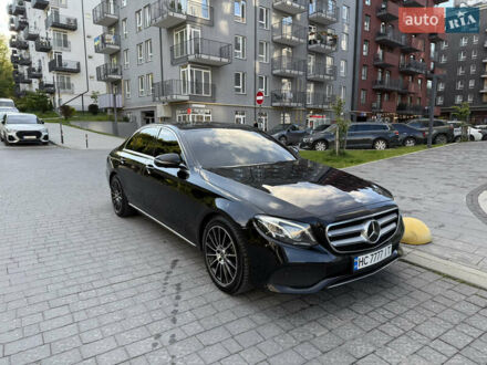 Чорний Мерседес Е-Клас, об'ємом двигуна 2 л та пробігом 310 тис. км за 23000 $, фото 1 на Automoto.ua