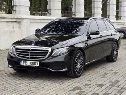 Черный Мерседес Е-Класс, объемом двигателя 1.95 л и пробегом 375 тыс. км за 18500 $, фото 1 на Automoto.ua