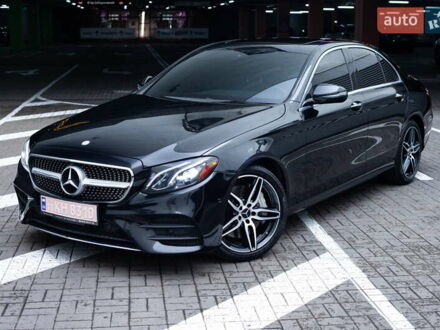Чорний Мерседес Е-Клас, об'ємом двигуна 2 л та пробігом 184 тис. км за 26300 $, фото 1 на Automoto.ua