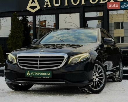 Черный Мерседес Е-Класс, объемом двигателя 1.95 л и пробегом 186 тыс. км за 25499 $, фото 1 на Automoto.ua