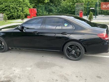 Чорний Мерседес Е-Клас, об'ємом двигуна 1.95 л та пробігом 203 тис. км за 32400 $, фото 1 на Automoto.ua