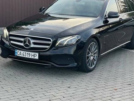 Чорний Мерседес Е-Клас, об'ємом двигуна 1.95 л та пробігом 260 тис. км за 21500 $, фото 1 на Automoto.ua