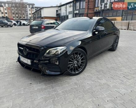 Черный Мерседес Е-Класс, объемом двигателя 3 л и пробегом 189 тыс. км за 36500 $, фото 1 на Automoto.ua