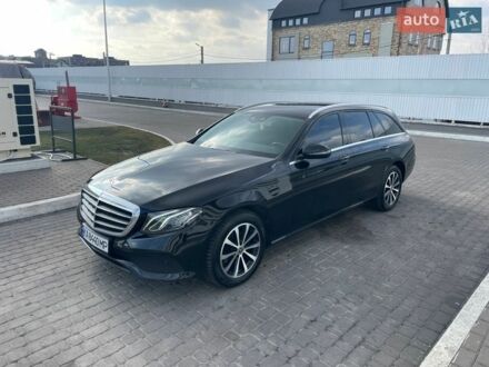 Чорний Мерседес Е-Клас, об'ємом двигуна 1.95 л та пробігом 319 тис. км за 16900 $, фото 1 на Automoto.ua