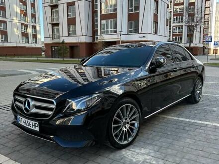 Мерседес Е-Класс 2016 в Ивано-Франковске на Automoto.ua Черный Мерседес Е-Класс, объемом двигателя 1.95 л и пробегом 260 тыс. км за 28499 $, фото 1 на Automoto.ua