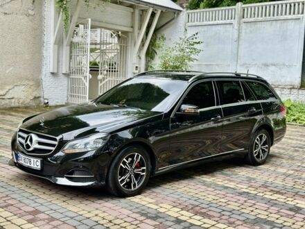 Мерседес Е-Клас 2016 у Чернівцях на Automoto.ua Чорний Мерседес Е-Клас, об'ємом двигуна 2.1 л та пробігом 368 тис. км за 13000 $, фото 1 на Automoto.ua