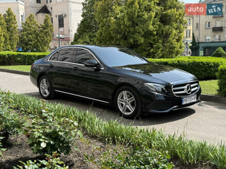 Мерседес Е-Класс 2017 в Тернополе на Automoto.ua Черный Мерседес Е-Класс, объемом двигателя 1.95 л и пробегом 160 тыс. км за 30000 $, фото 1 на Automoto.ua