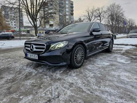 Мерседес Е-Класс 2017 в Львове на Automoto.ua Черный Мерседес Е-Класс, объемом двигателя 2 л и пробегом 365 тыс. км за 22500 $, фото 1 на Automoto.ua