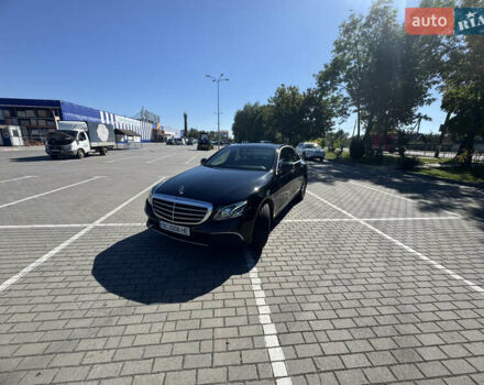 Чорний Мерседес Е-Клас, об'ємом двигуна 1.95 л та пробігом 166 тис. км за 26500 $, фото 1 на Automoto.ua