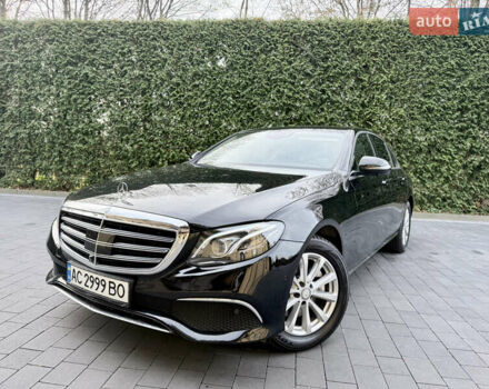 Черный Мерседес Е-Класс, объемом двигателя 1.95 л и пробегом 102 тыс. км за 34300 $, фото 1 на Automoto.ua