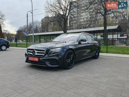 Мерседес Е-Класс 2017 в Киеве на Automoto.ua Черный Мерседес Е-Класс, объемом двигателя 3 л и пробегом 214 тыс. км за 28599 $, фото 1 на Automoto.ua