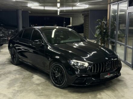 Черный Мерседес Е-Класс, объемом двигателя 0 л и пробегом 98 тыс. км за 32900 $, фото 1 на Automoto.ua