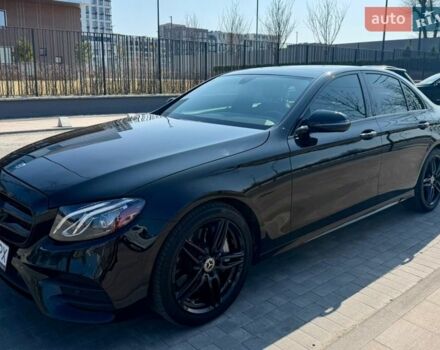 Черный Мерседес Е-Класс, объемом двигателя 1.99 л и пробегом 95 тыс. км за 28000 $, фото 1 на Automoto.ua