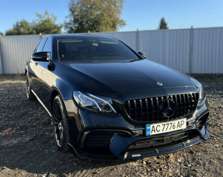Чорний Мерседес Е-Клас, об'ємом двигуна 1.95 л та пробігом 240 тис. км за 35000 $, фото 1 на Automoto.ua