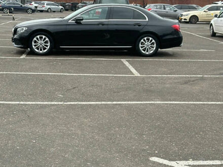 Чорний Мерседес Е-Клас, об'ємом двигуна 1.99 л та пробігом 360 тис. км за 21300 $, фото 1 на Automoto.ua