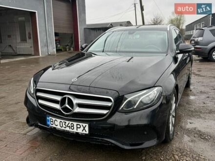 Чорний Мерседес Е-Клас, об'ємом двигуна 1.95 л та пробігом 300 тис. км за 18000 $, фото 1 на Automoto.ua