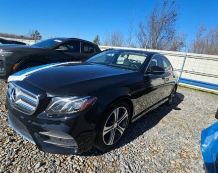Чорний Мерседес Е-Клас, об'ємом двигуна 2 л та пробігом 159 тис. км за 19200 $, фото 1 на Automoto.ua