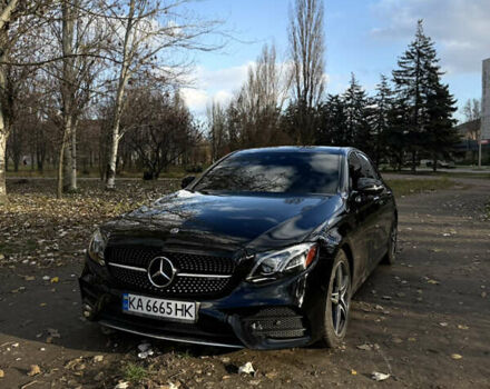 Чорний Мерседес Е-Клас, об'ємом двигуна 3 л та пробігом 154 тис. км за 40500 $, фото 1 на Automoto.ua