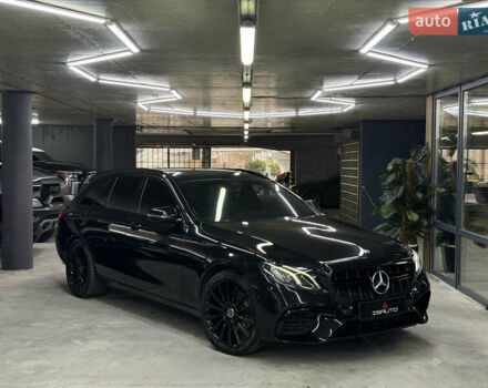 Черный Мерседес Е-Класс, объемом двигателя 1.95 л и пробегом 400 тыс. км за 19900 $, фото 1 на Automoto.ua