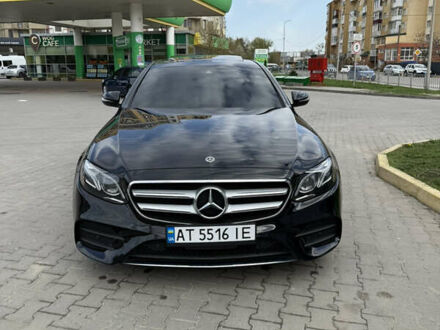 Мерседес Е-Класс 2018 в Ивано-Франковске на Automoto.ua Черный Мерседес Е-Класс, объемом двигателя 2 л и пробегом 73 тыс. км за 25900 $, фото 1 на Automoto.ua