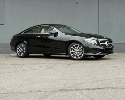 Чорний Мерседес Е-Клас, об'ємом двигуна 1.99 л та пробігом 109 тис. км за 39000 $, фото 1 на Automoto.ua