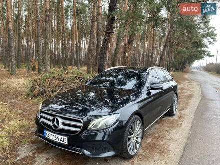 Мерседес Е-Класс 2018 в Киеве на Automoto.ua Черный Мерседес Е-Класс, объемом двигателя 1.9 л и пробегом 165 тыс. км за 26000 $, фото 1 на Automoto.ua