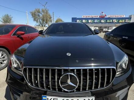 Мерседес Е-Класс 2018 в Днепре (Днепропетровске) на Automoto.ua Черный Мерседес Е-Класс, объемом двигателя 1.99 л и пробегом 107 тыс. км за 31000 $, фото 1 на Automoto.ua