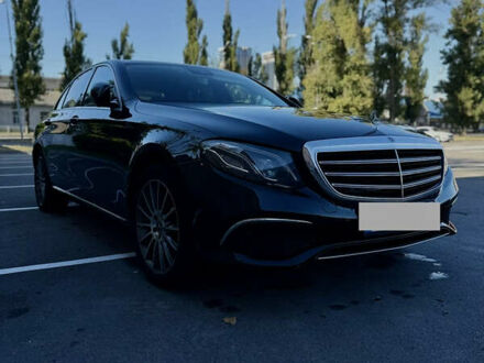 Чорний Мерседес Е-Клас, об'ємом двигуна 1.95 л та пробігом 149 тис. км за 33500 $, фото 1 на Automoto.ua