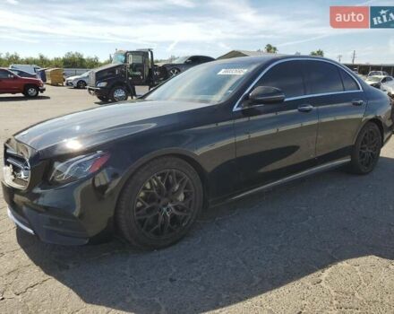 Чорний Мерседес Е-Клас, об'ємом двигуна 2 л та пробігом 140 тис. км за 9000 $, фото 1 на Automoto.ua