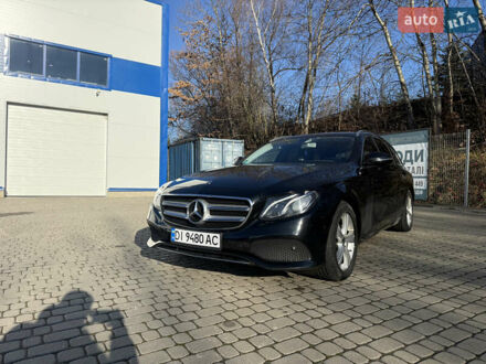 Черный Мерседес Е-Класс, объемом двигателя 1.95 л и пробегом 305 тыс. км за 20300 $, фото 1 на Automoto.ua