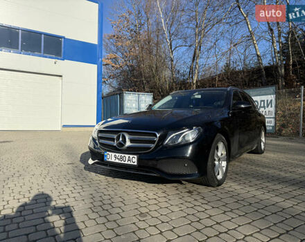 Чорний Мерседес Е-Клас, об'ємом двигуна 1.95 л та пробігом 305 тис. км за 20300 $, фото 1 на Automoto.ua