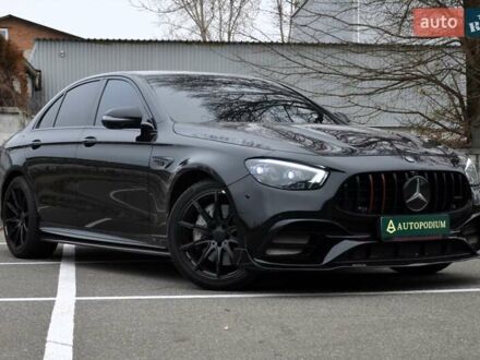 Черный Мерседес Е-Класс, объемом двигателя 3 л и пробегом 113 тыс. км за 52999 $, фото 1 на Automoto.ua