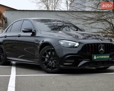 Черный Мерседес Е-Класс, объемом двигателя 3 л и пробегом 113 тыс. км за 52999 $, фото 1 на Automoto.ua