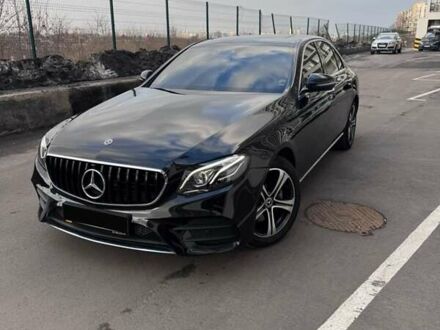 Черный Мерседес Е-Класс, объемом двигателя 1.95 л и пробегом 112 тыс. км за 30500 $, фото 1 на Automoto.ua