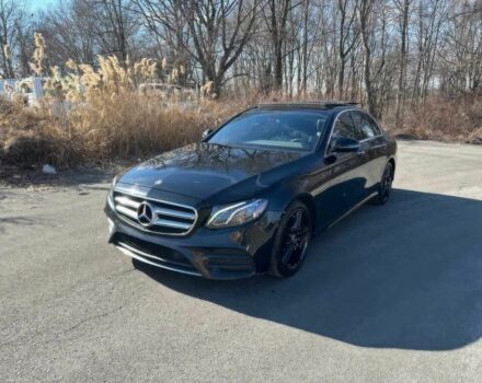 Черный Мерседес Е-Класс, объемом двигателя 3 л и пробегом 42 тыс. км за 13000 $, фото 1 на Automoto.ua