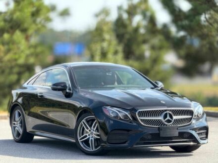 Черный Мерседес Е-Класс, объемом двигателя 3 л и пробегом 46 тыс. км за 23000 $, фото 1 на Automoto.ua