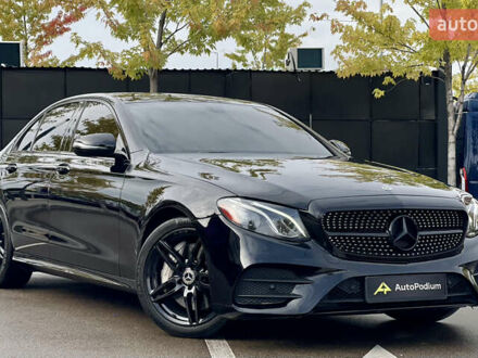 Черный Мерседес Е-Класс, объемом двигателя 1.99 л и пробегом 95 тыс. км за 31700 $, фото 1 на Automoto.ua