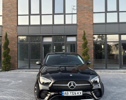 Чорний Мерседес Е-Клас, об'ємом двигуна 1.95 л та пробігом 148 тис. км за 50000 $, фото 1 на Automoto.ua